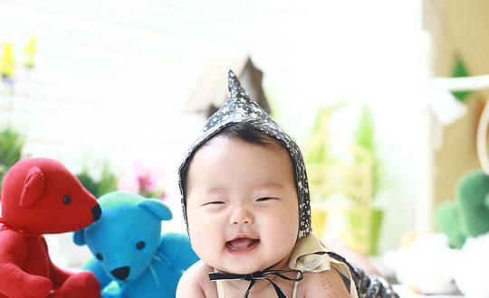 新生嬰兒起名時尚內涵的女孩名字：起名思路參考