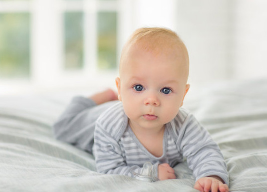 男孩取名：冷門帥氣不重名，氣質有涵養的寶藏男孩名字