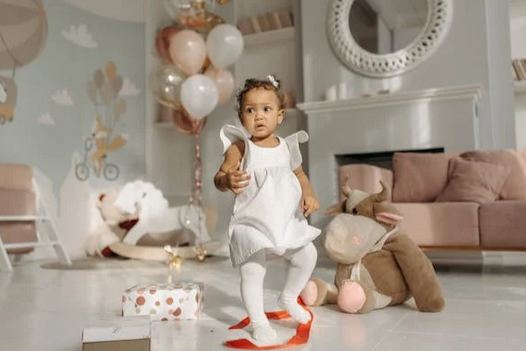 蛇年女寶寶孩名字寓意美好、吉祥的