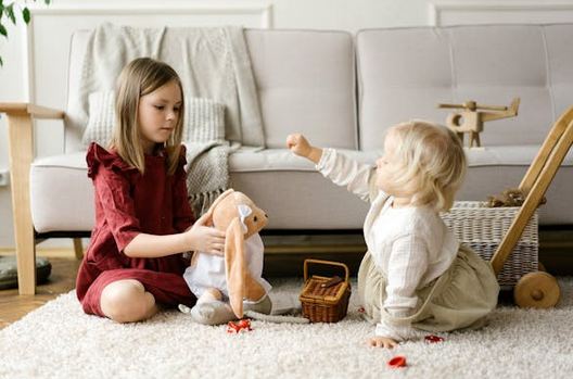 姓莫寶寶起名，莫姓女孩名字大全高雅