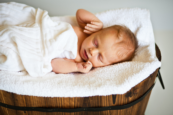 周易取名：象征智慧與福運的寶寶名字推薦，速收藏！