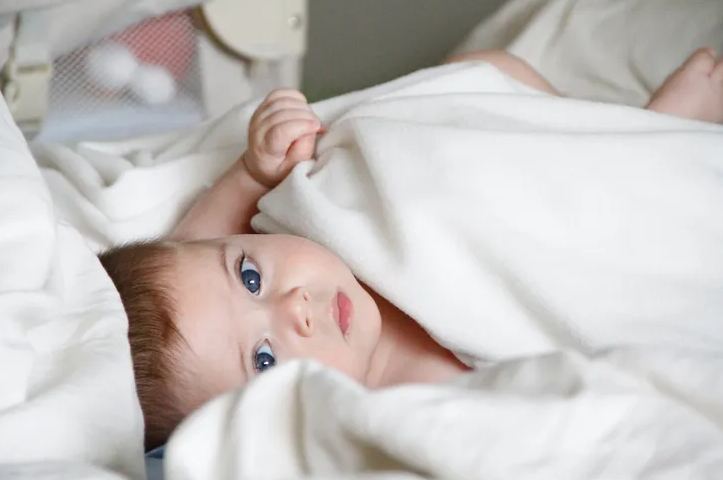 曙字取名什么寓意，曙后面加什么字女孩